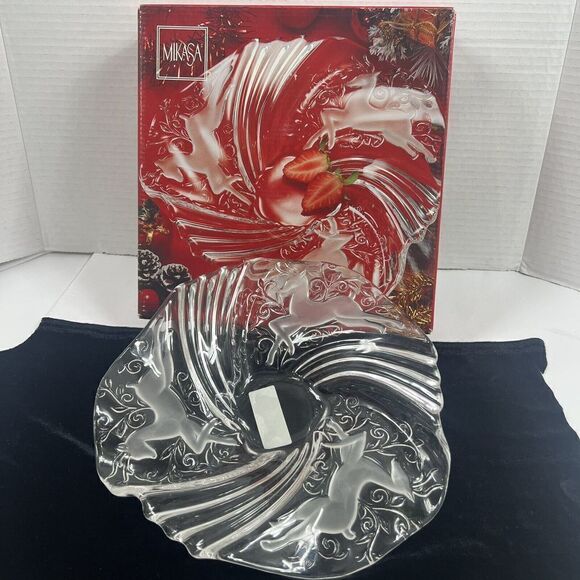 Mikasa Plate 9" Bon Bon Plate Reindeer SA947220 Holiday Christmas New LAST ONE - Picture 3 of 14